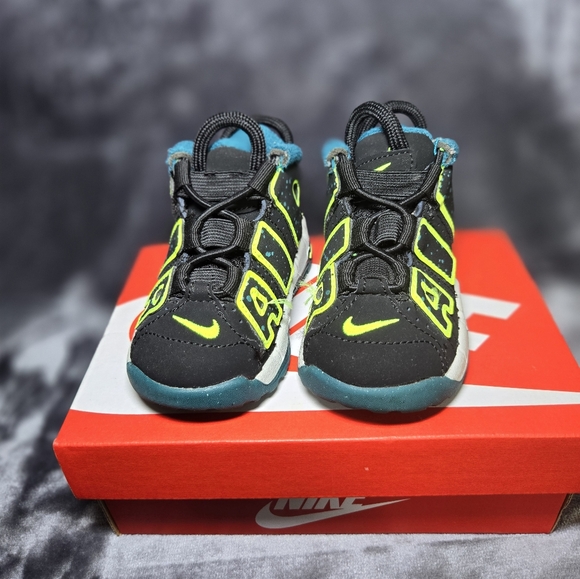 Nike air more uptempo - Picture 4 of 5